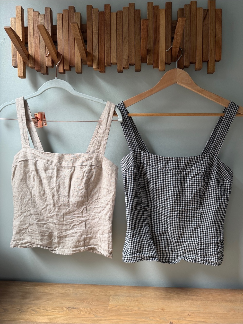 NWOT 100% Linen Quince Tanks
